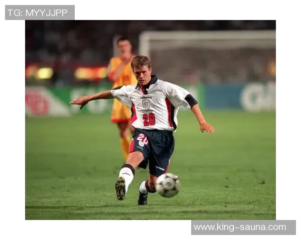 桐城小学足球球星崭露头角 赛场上的少年梦与拼搏精神 桐城小学足球球星崭露头角 赛场上的少年梦与拼搏精神